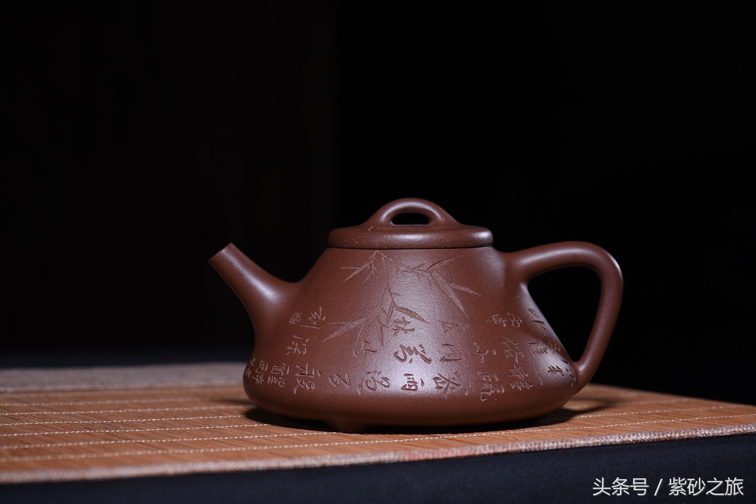 怎么分辨底槽清的真假,青灰泥和底槽青区别