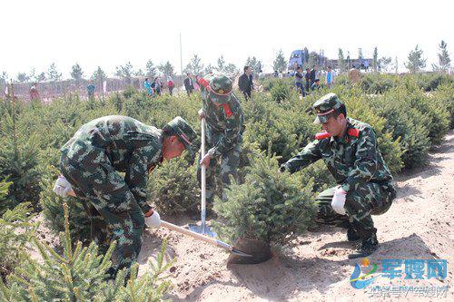 战前沿精兵护生态育忠魂情洒大青沟
