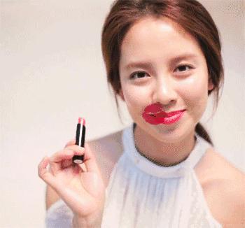 口红等于毒药？如果让你扔掉自己所有口红做的到吗？