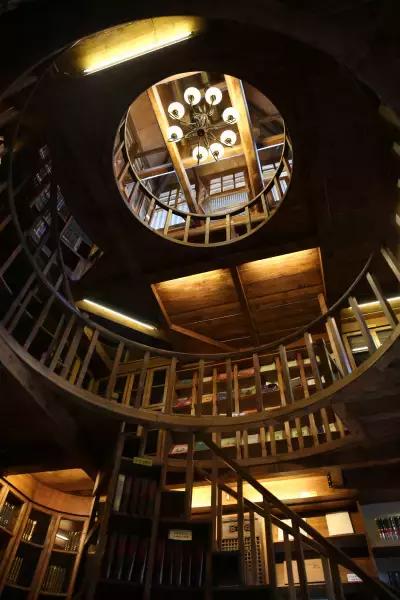 有所大学，叫标榜！逆天颜值碾压成都各大高校！