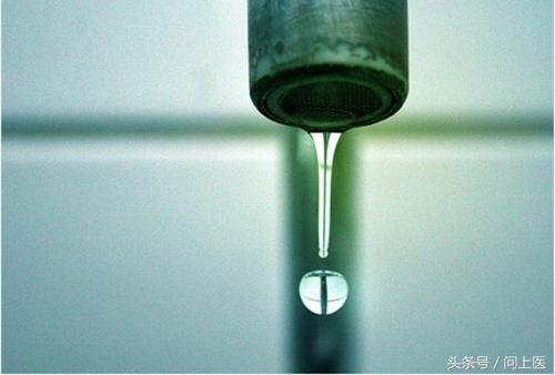 佩戴隐形眼镜有什么注意事项,隐形眼镜佩戴注意事项