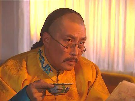 历史上哪位皇帝最昏庸无能,历史上最丰功伟绩的皇帝