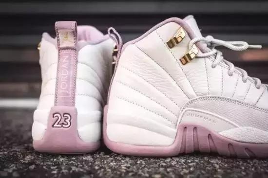 开春必入的第一双鞋,春天必入三双鞋