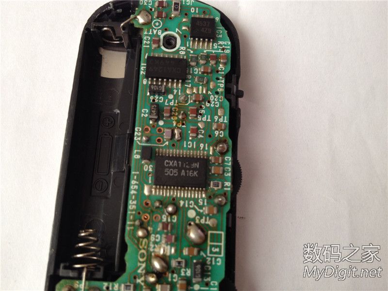 sonys50收音机芯片,索尼音响s55拆机