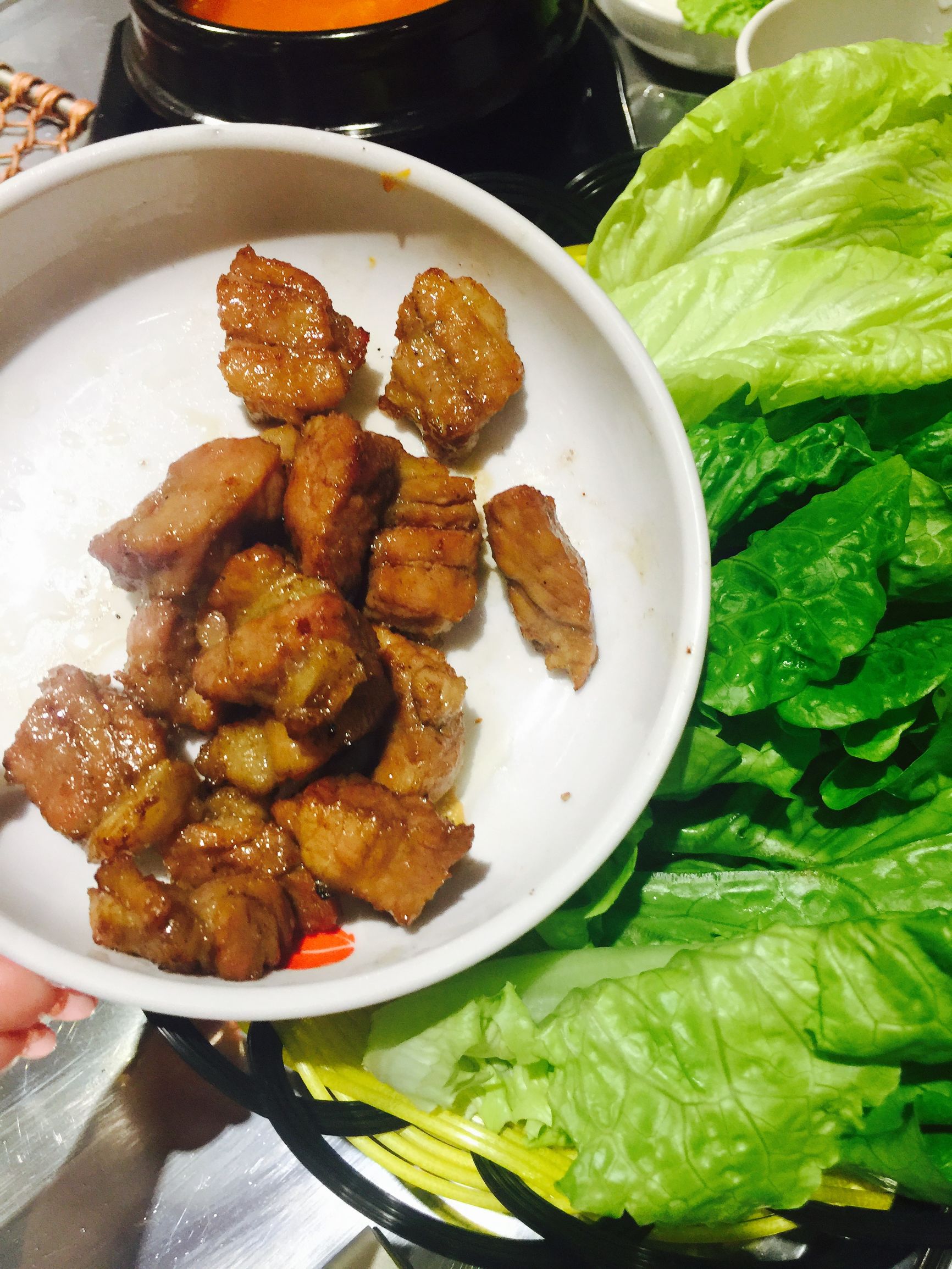 缸筒屋韩国烤肉,缸桶屋韩国烤肉视频