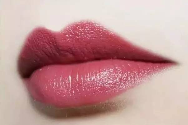 唇釉12支组合,哪款滋润唇釉的豆沙色好看