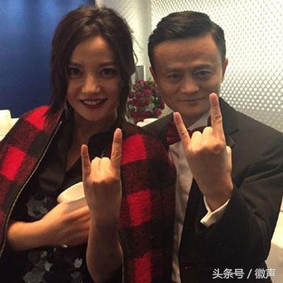 赵薇的另一面：炒股日赚23亿为家乡捐款百万深受老乡爱戴