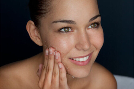 别人说我用的化妆品不好怎么回怼,别人用着好的护肤品