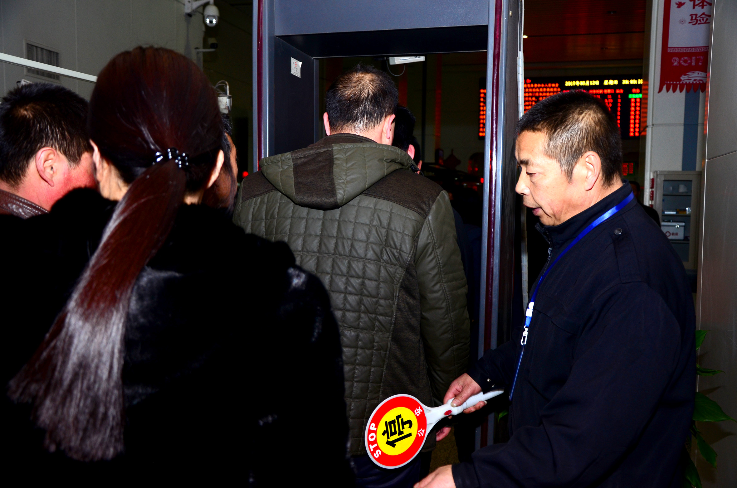 火车站候车大厅过安检,进入候车厅就要安检吗