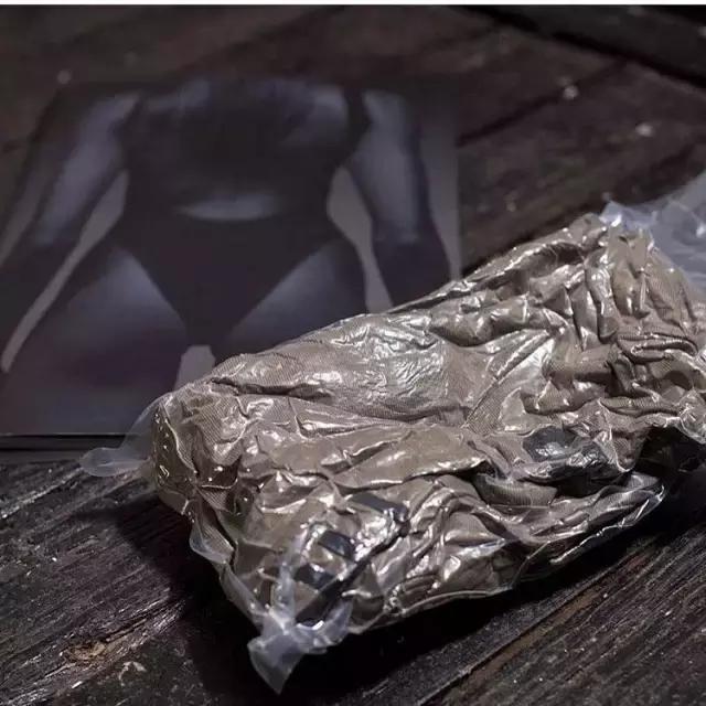 yeezy鞋最新发售款,yeezy最新款鞋红色