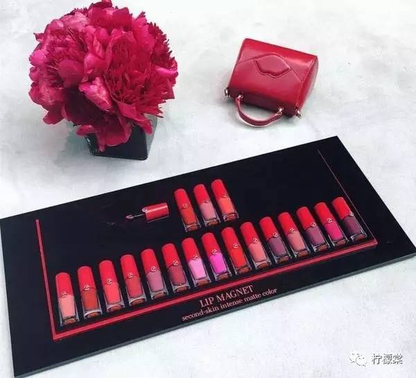 阿玛尼小胖丁哑光400试色,阿玛尼小胖丁试色大全