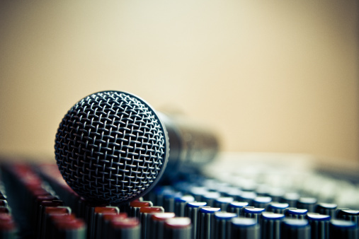 录音主播需要什么设备,做主播什么都不想做该怎么办