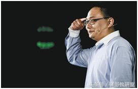 你肯定读不完,网媒学子整了篇关于“自媒体首富”罗振宇的长文