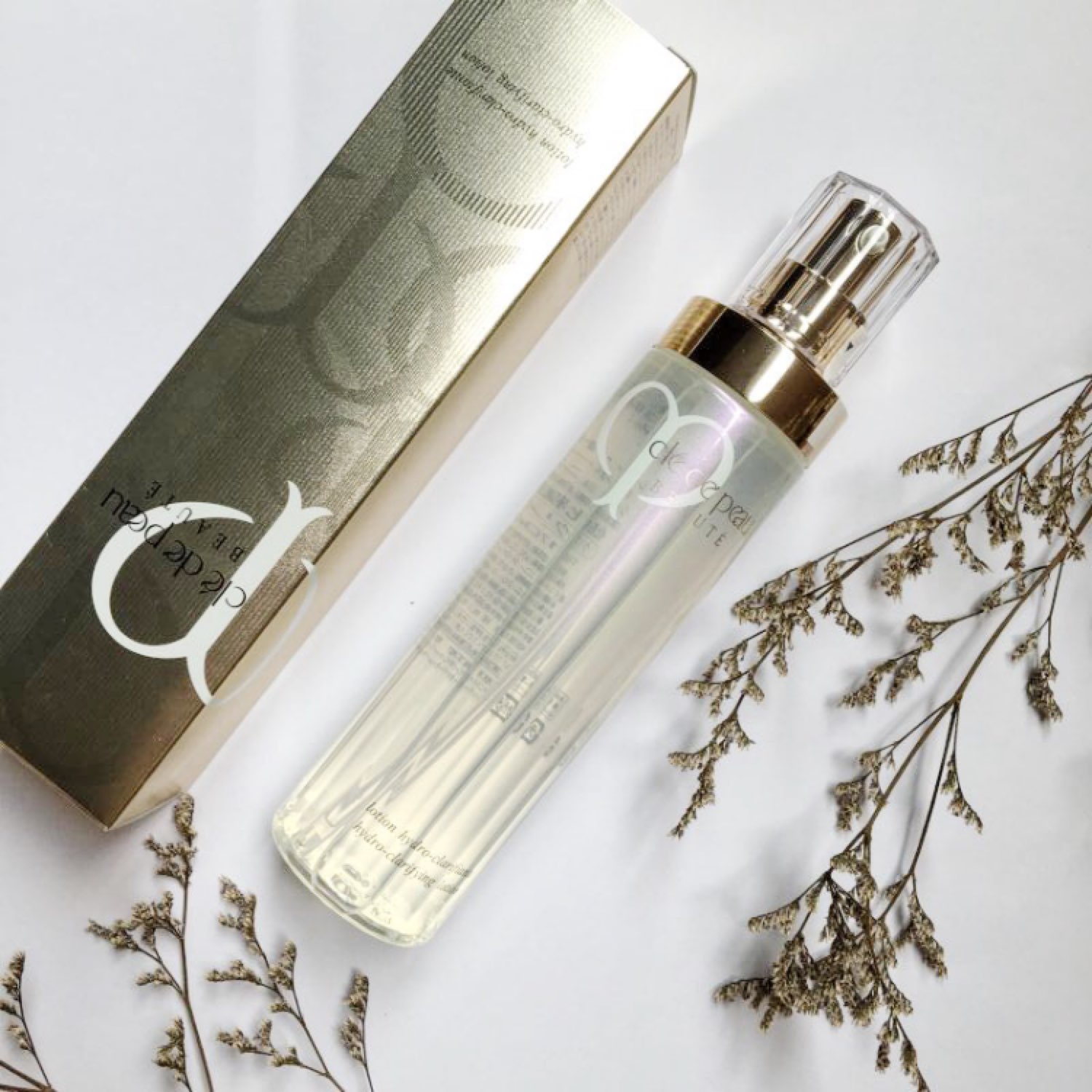 混干皮毛孔粗大粉刺闭口怎么护肤,闭口干皮护肤品推荐