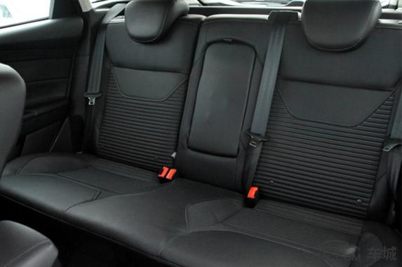 2012福克斯两厢保养周期表,经典福克斯两厢翻新整备多少钱