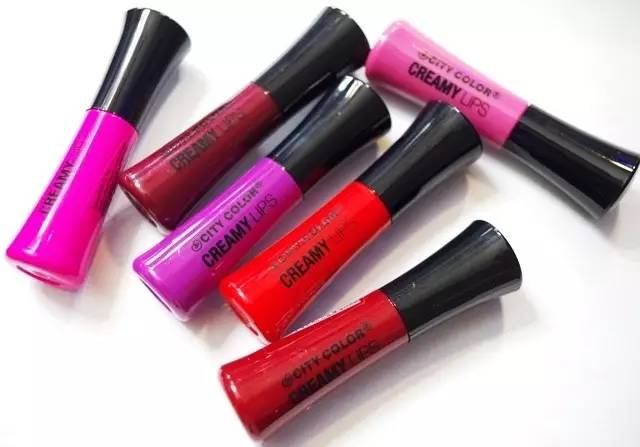 阿玛尼挚爱400和迪奥哑光999,dior999经典正红色口红图片