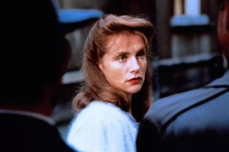 14岁退学又怎样?石头姐终获奥斯卡影后:幸运=人美还努力!