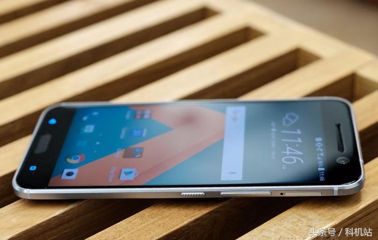 毫无疑问，HTC依旧是目前最好的旗舰手机之一，看看网友的体验