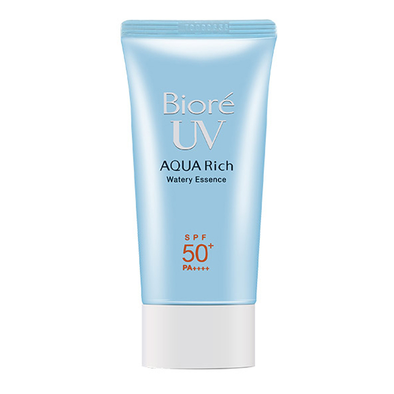 夏天皮肤晒黑用什么护肤品,夏天防晒秘诀变白不是梦