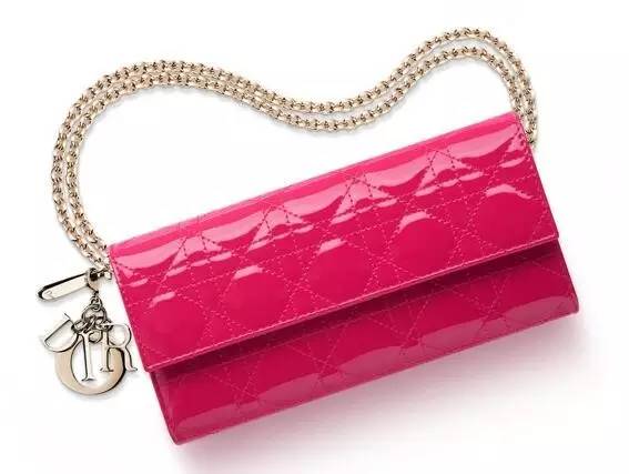 2·14送礼秘招：怎样的粉色浪漫，才能直戳女盆友的小心心！