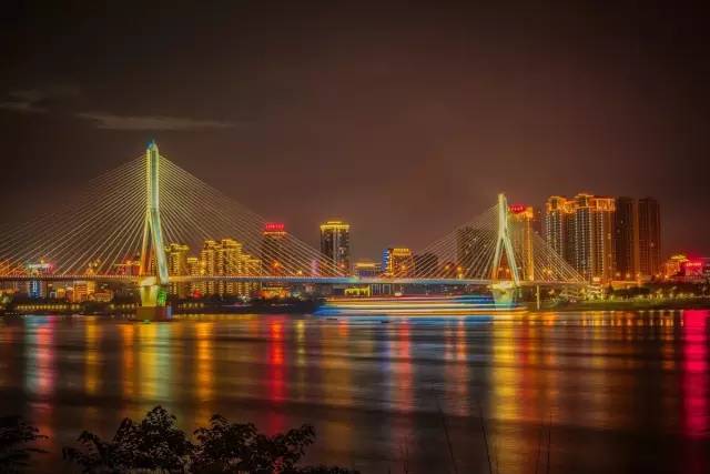 央视推荐长江十大旅游线路视频,中国十大热门旅游线路