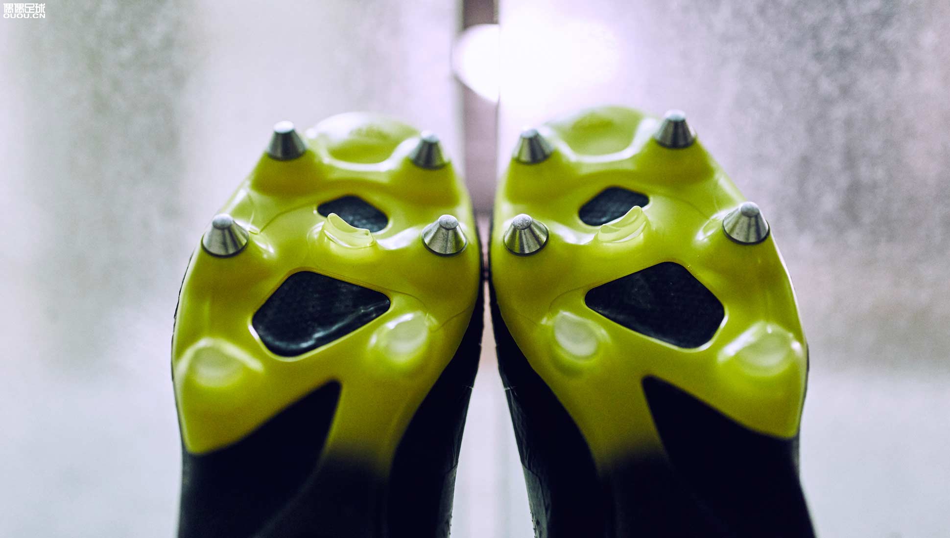 adidasglitch系列,阿迪达斯glitch皮靴