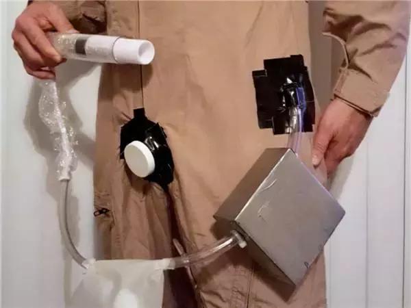 便便不用脱裤子，这种上天的事情要在天上实现了！