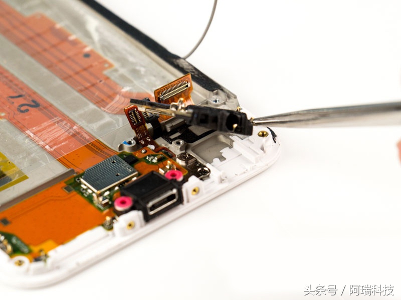 vivox9手机拆机换电池视频,vivox9换屏幕总成教程