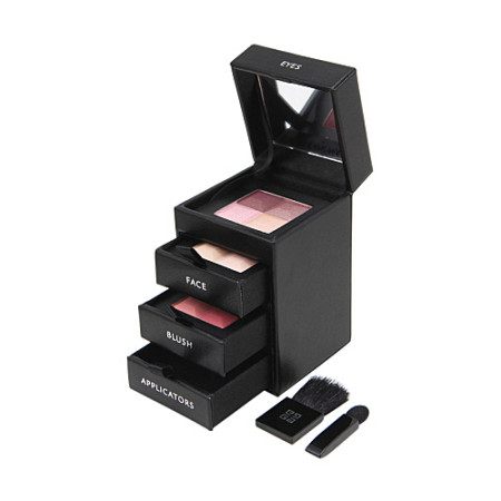 减轻包包重量，一个彩妆盘帮你搞定！