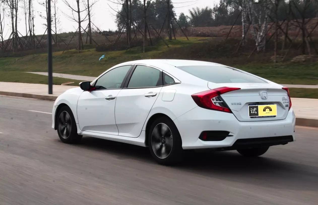 买思域手动挡后悔吗,为什么说买思域三年后会后悔