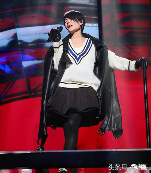 邓紫棋皮裤和别的女星对比,邓紫棋皮裤大盘点