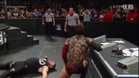 wwe布洛克疯狂时刻,wwe布洛克刚出道