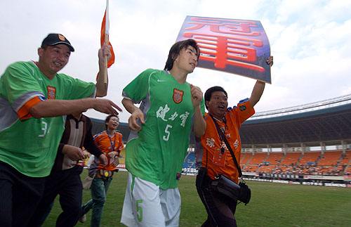 李玮锋大头,李玮峰亚洲杯视频