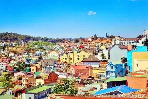 坐火车便宜旅游的国家,坐火车就能出国旅游的攻略