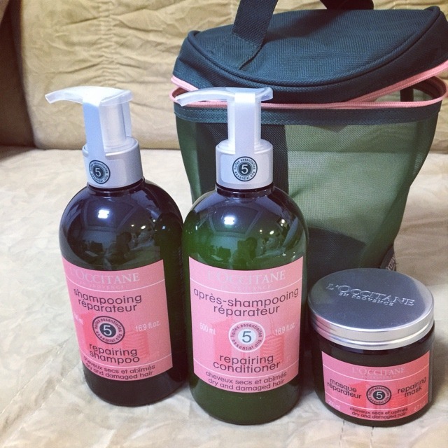 针对干枯头发的护发产品,头发可以顺直的护发产品