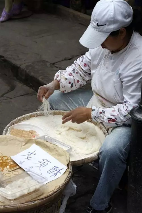 重庆旅游好吃的地方推荐目录,重庆旅游好吃街必去景点