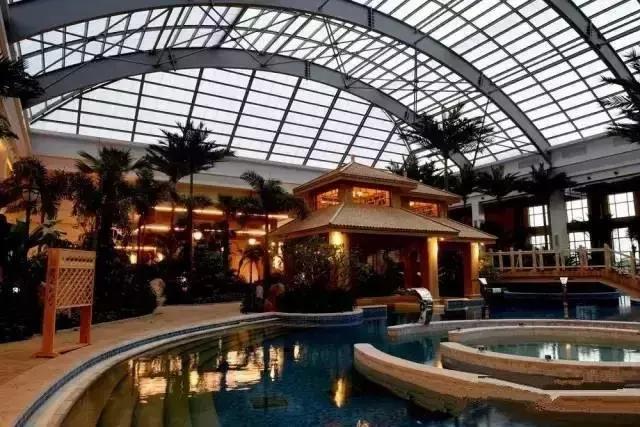 吉林国信南山温泉和圣德泉哪个好,长春国信南山温泉旅游景区