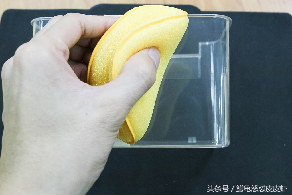 鱼缸上有划伤怎么修复,如何预防鱼缸绿藻