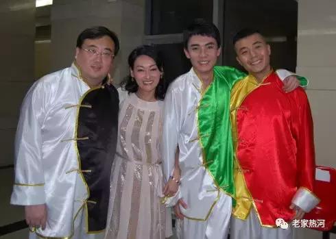 乍看是“高冷”、再看是“暖男”，承德小伙河北电视全能主持