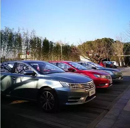 试驾上汽荣威i6p,2017款荣威i6三缸机试驾