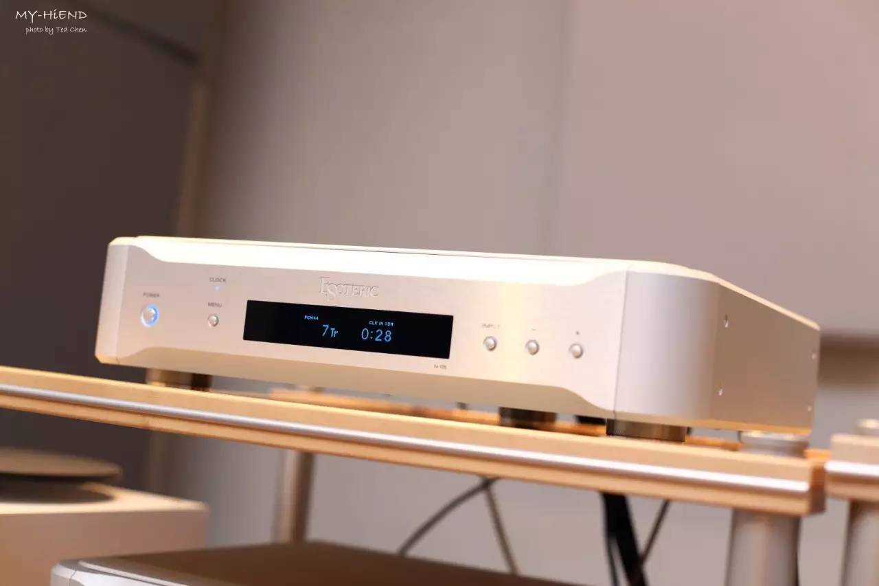 声音干净透明解析强:ESOTERICN-05网络*放播**器