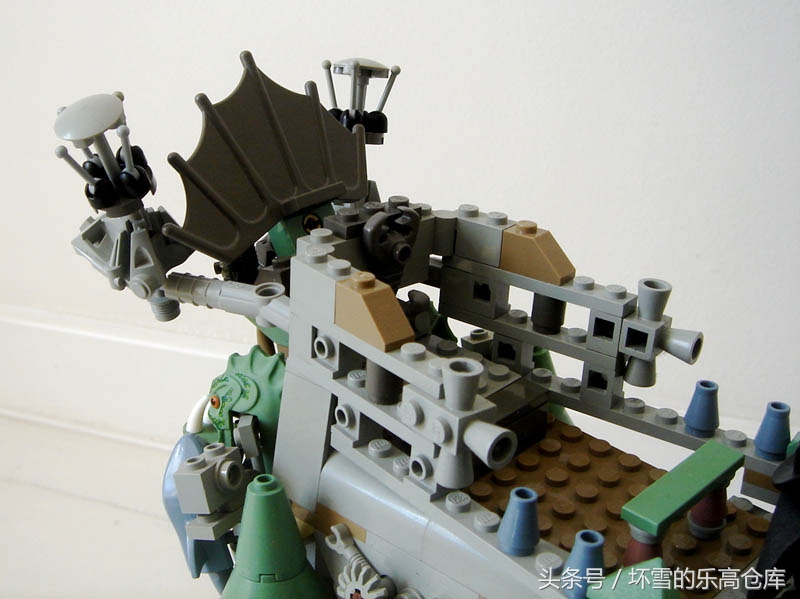 加勒比海盗乐高对比,加勒比海盗和飞跃地平线