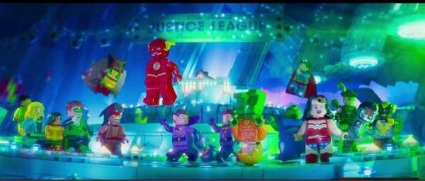 逗比老爷喜当爹，这才是DC的正确打开方式