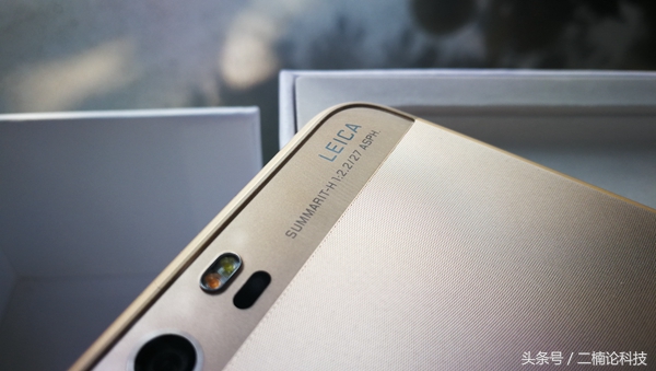 华为p10钻雕蓝后盖原厂,华为p10钻雕蓝陶瓷白哪个好