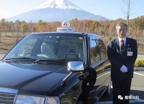 酣客为什么去日本考察？