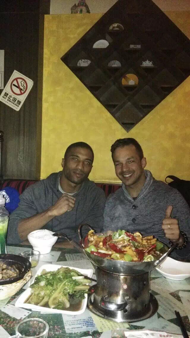 邱建良谈恋爱视频,邱建良谈恋爱过程