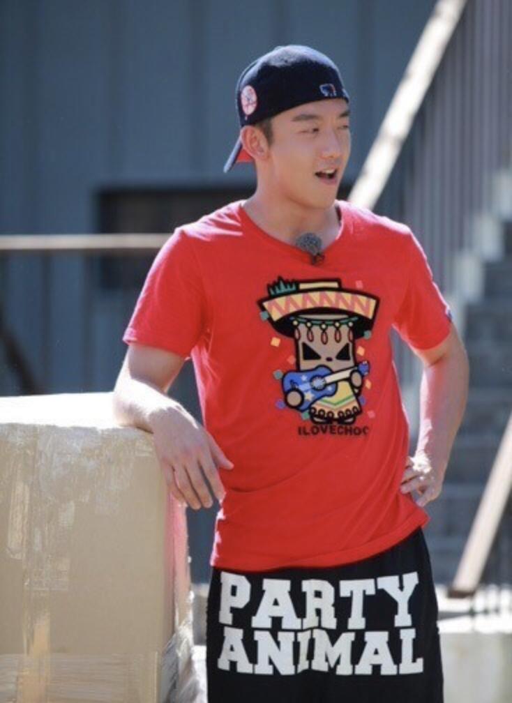 mlb的帽子哪些明星戴过,明星mlb帽子