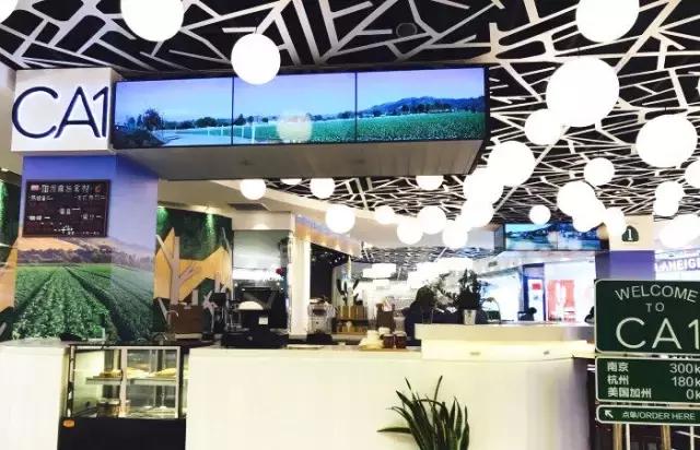 瓶瓶罐罐已经没法满足我了，快带我去喝果汁！要求：颜好味道棒！