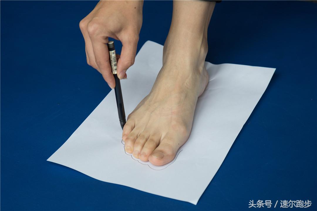 特步160x1.0鞋码偏小还是偏大,偏小的鞋怎么选码