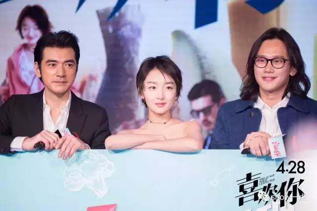 唐嫣米兰时装周优雅时髦,唐嫣真是明星中的时髦精